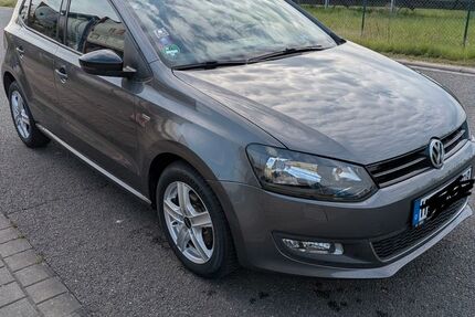 VW Polo 181.000 km 5.900 &euro; Merseburg 06217