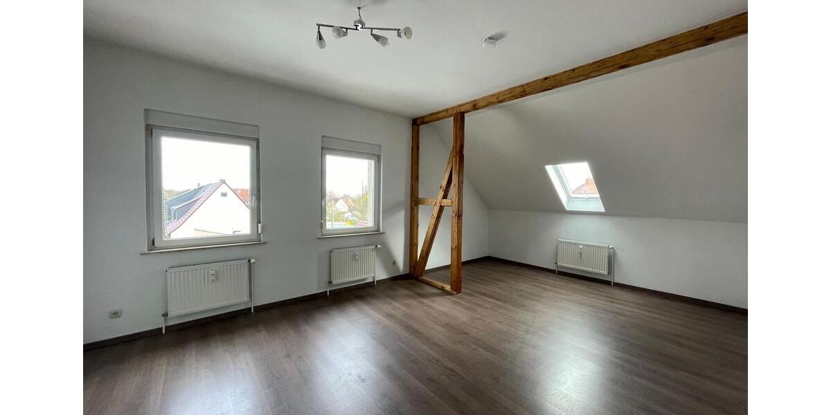 Dachgeschoßwohnung Halle (Saale) Silberhöhe - 2 Zimmer, 55 m&sup2;, 470&euro; | Angebot:25988221