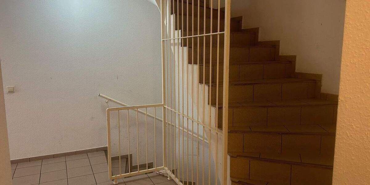 Etagenwohnung Merseburg Neumarkt (Vorstadt) - 2 Zimmer, 43 m&sup2;, 375&euro; | Angebot:25909925