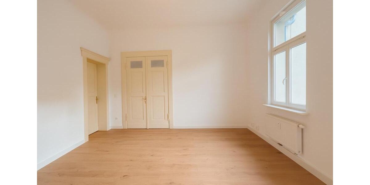 Etagenwohnung Halle (Saale) Frohe Zukunft - 5 Zimmer, 150 m&sup2;, 1.350&euro; | Angebot:25865846