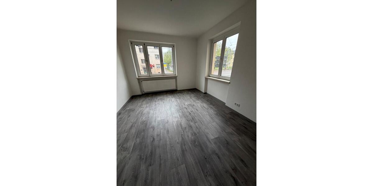 Hochparterre Halle (Saale) Frohe Zukunft - 2 Zimmer, 50 m&sup2;, 420&euro; | Angebot:26416344