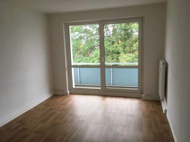 Etagenwohnung Lutherstadt Eisleben - 3 Zimmer, 59 m&sup2;, 355&euro; | Angebot:25739847