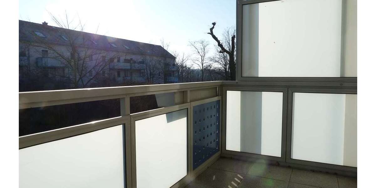 Etagenwohnung Leuna Ockendorf - 2 Zimmer, 65 m&sup2;, 430&euro; | Angebot:26738709
