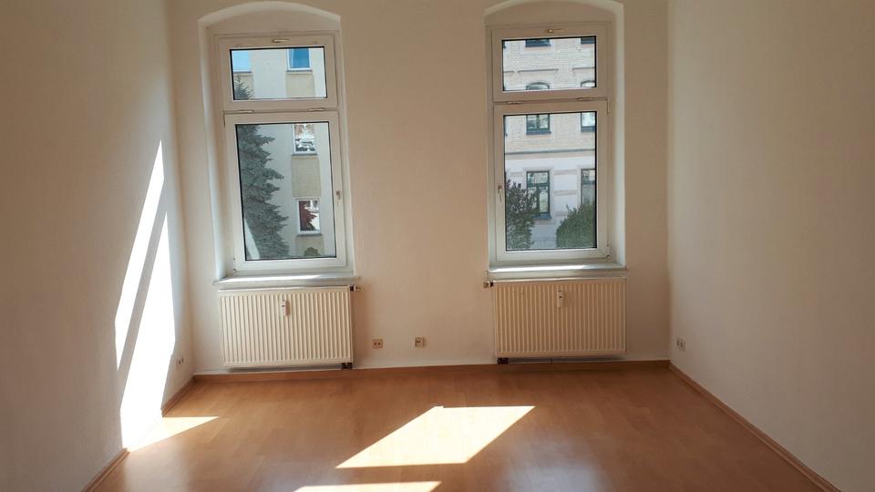 Etagenwohnung Halle (Saale) Dölau - 2 Zimmer, 49 m&sup2;, 300&euro; | Angebot:26537092