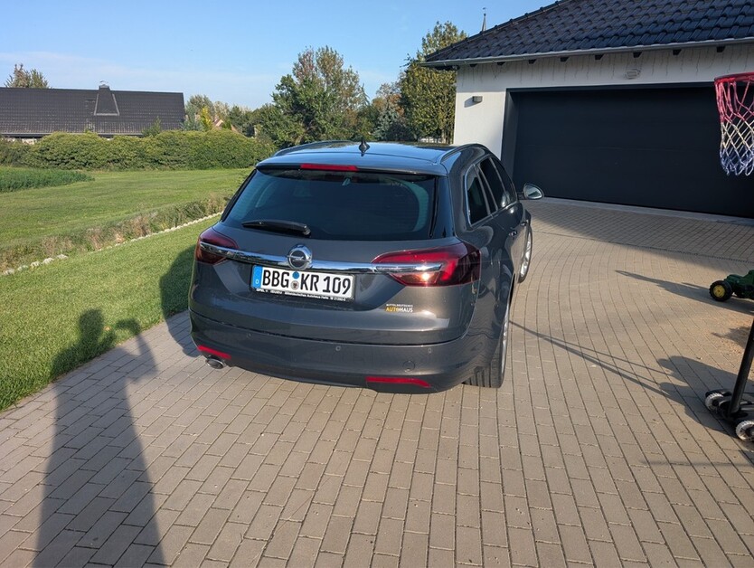 Opel Insignia Sports Tourer 158.600 km 7.300 € Könnern 06420