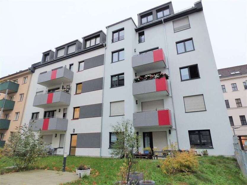 Wohnung zum Mieten in Leipzig 2.299 € 183.96 m²