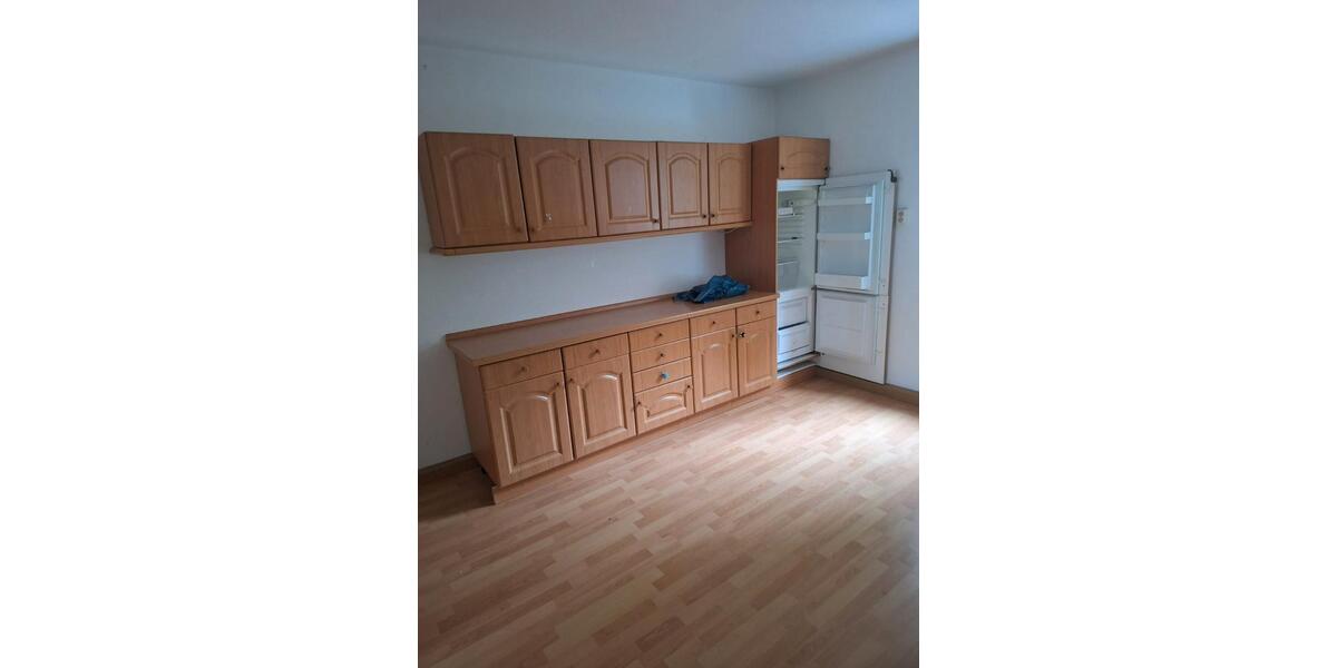 Erdgeschoßwohnung Bad Lauchstädt - 2 Zimmer, 48 m&sup2;, 350&euro; | Angebot:26470896