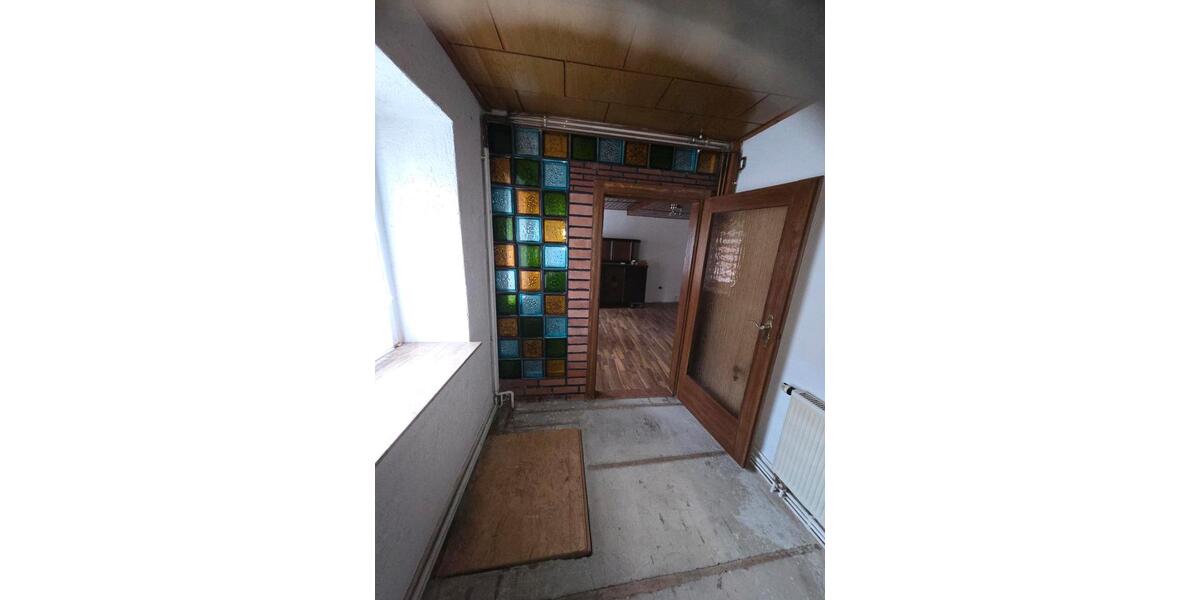 Doppelhaushälfte Bad Lauchstädt - 4 Zimmer, 75 m&sup2;, 75.000&euro; | Angebot:27107780