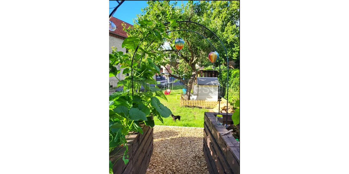 Einfamilienhaus Bad Dürrenberg - 6 Zimmer, 180 m&sup2;, 297.000&euro; | Angebot:25173035