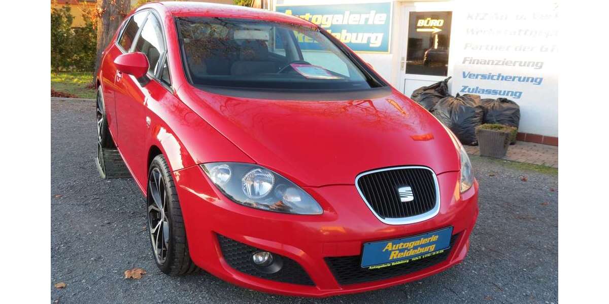 Seat Leon 147.000 km 5.440 &euro; Halle 06116