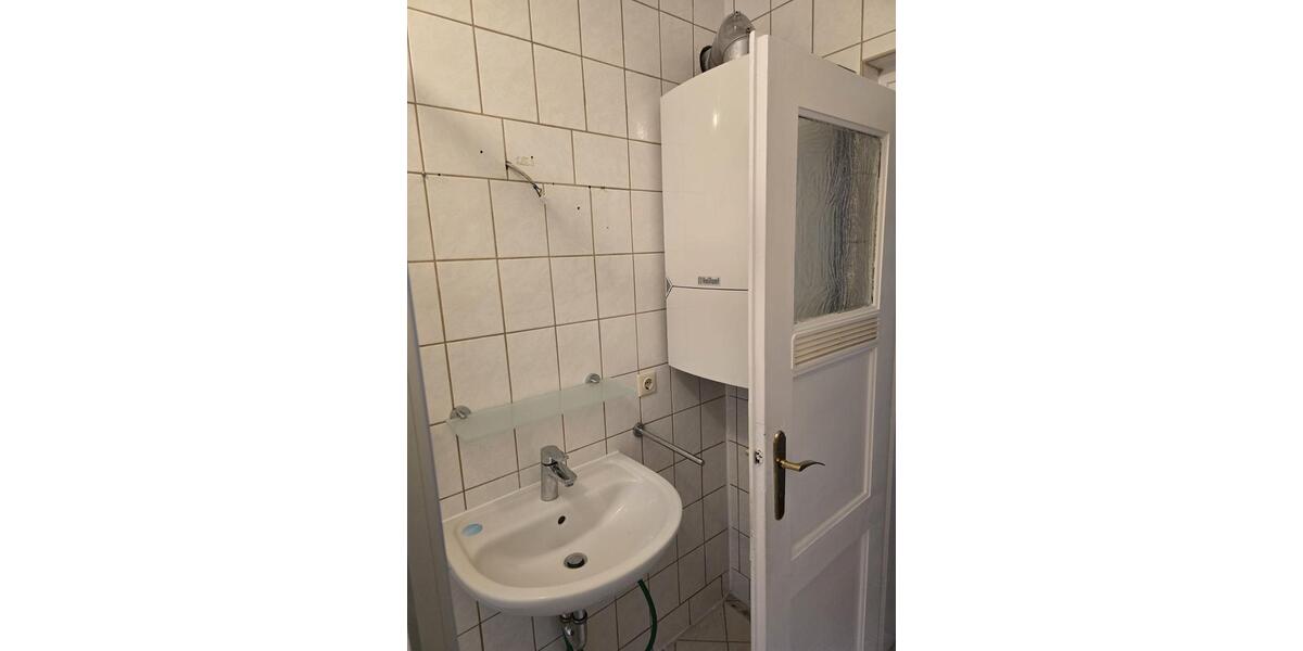 Etagenwohnung Bad Lauchstädt - 2 Zimmer, 46 m&sup2;, 280&euro; | Angebot:25805157