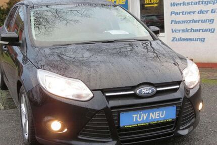 Ford Focus 76.500 km 7.740 &euro; Halle/ Saale 06116