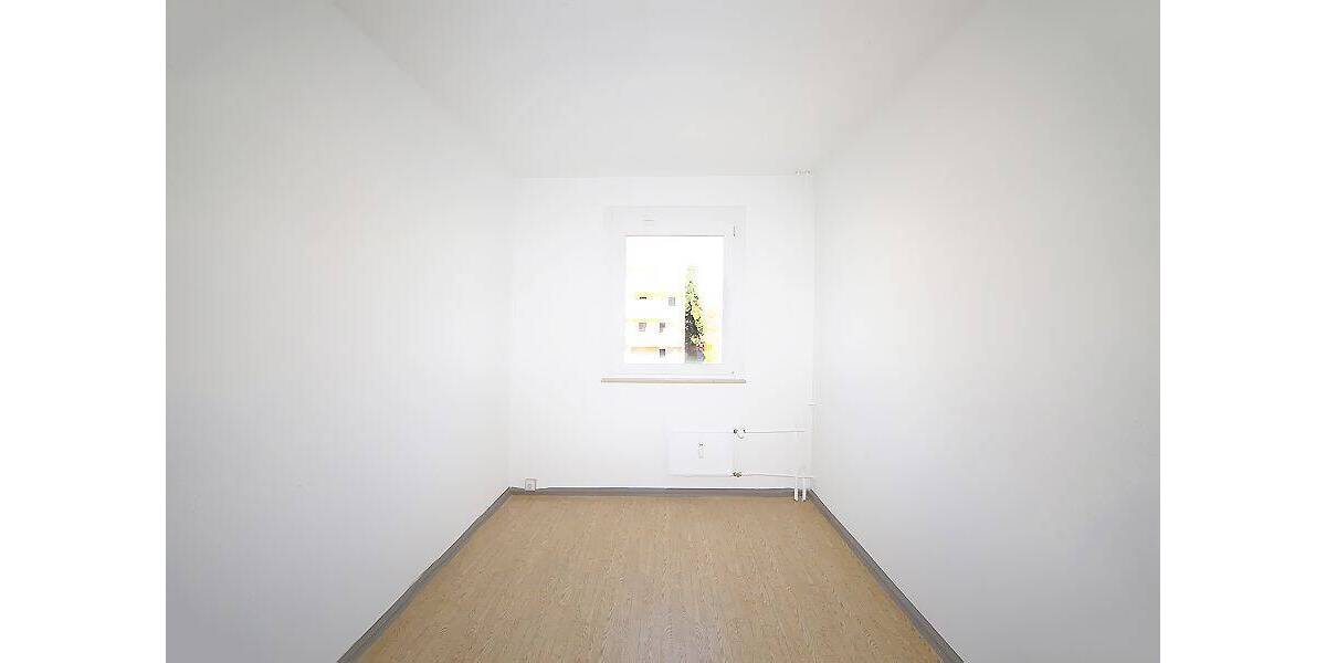 Etagenwohnung Eisleben Lutherstadt Eisleben - 4 Zimmer, 65 m&sup2;, 334&euro; | Angebot:26659883