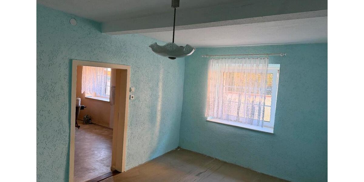 Einfamilienhaus Braunsbedra - 6 Zimmer, 110 m&sup2;, 90.000&euro; | Angebot:25753732