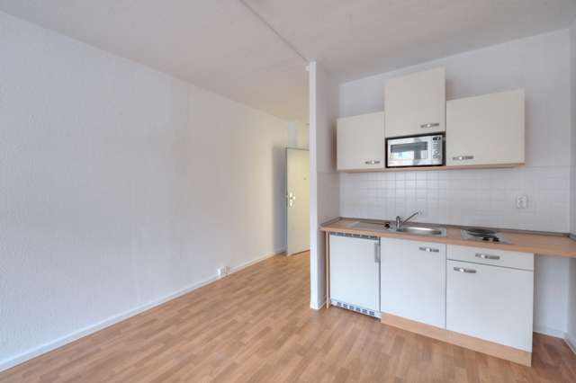 Wohnung zum Mieten in Halle 313 € 24.05 m²
