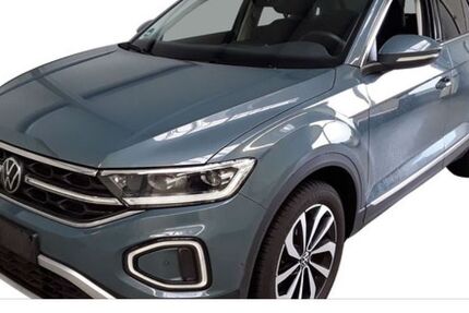VW T-Roc 16.551 km 28.920 &euro; Halle (Saale) 06110