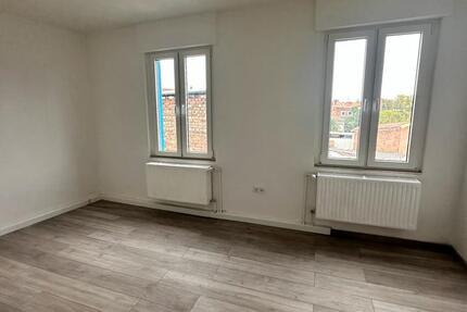 Haus Merseburg - 6 Zimmer, 150 m&sup2;, 230.000&euro; | Angebot:25351871
