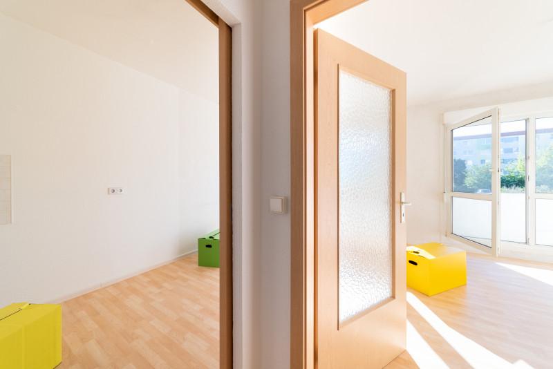 Erdgeschoßwohnung Halle (Saale) Halle-Neustadt - 2 Zimmer, 49 m&sup2;, 337&euro; | Angebot:25321012