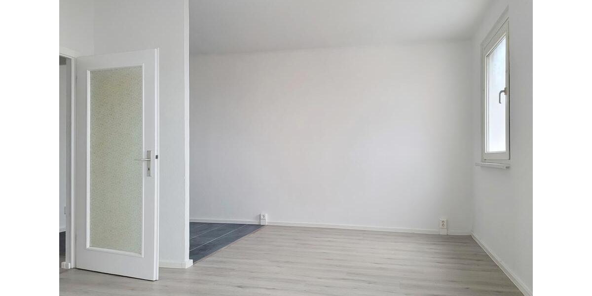 Etagenwohnung Halle (Saale) Halle-Neustadt - 3 Zimmer, 56 m&sup2;, 290&euro; | Angebot:24352061