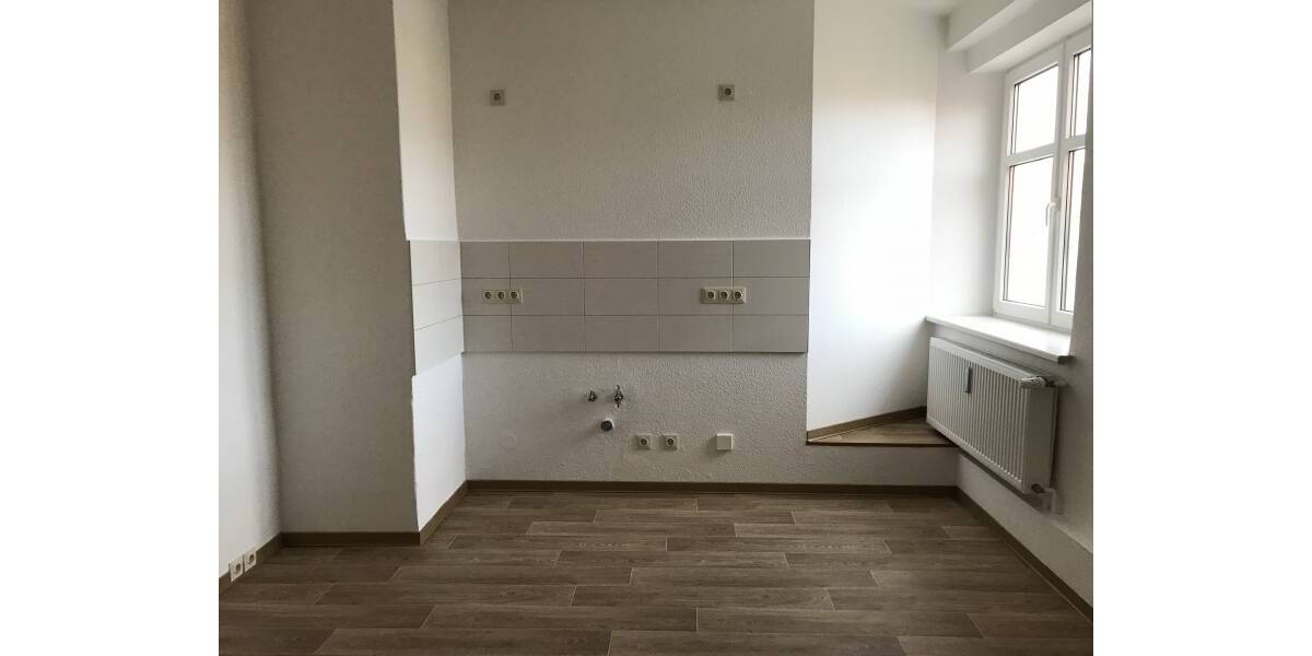 Etagenwohnung Bad Dürrenberg - 3 Zimmer, 89 m&sup2;, 560&euro; | Angebot:26796348