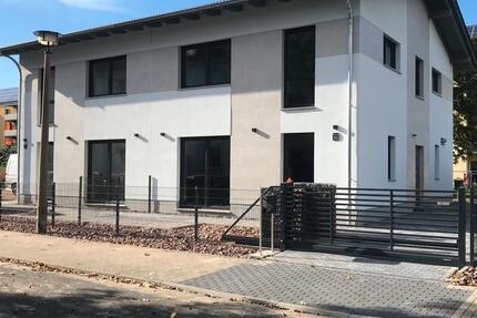 Haus Merseburg - 5 Zimmer, 140 m&sup2;, 1.400&euro; | Angebot:27623883
