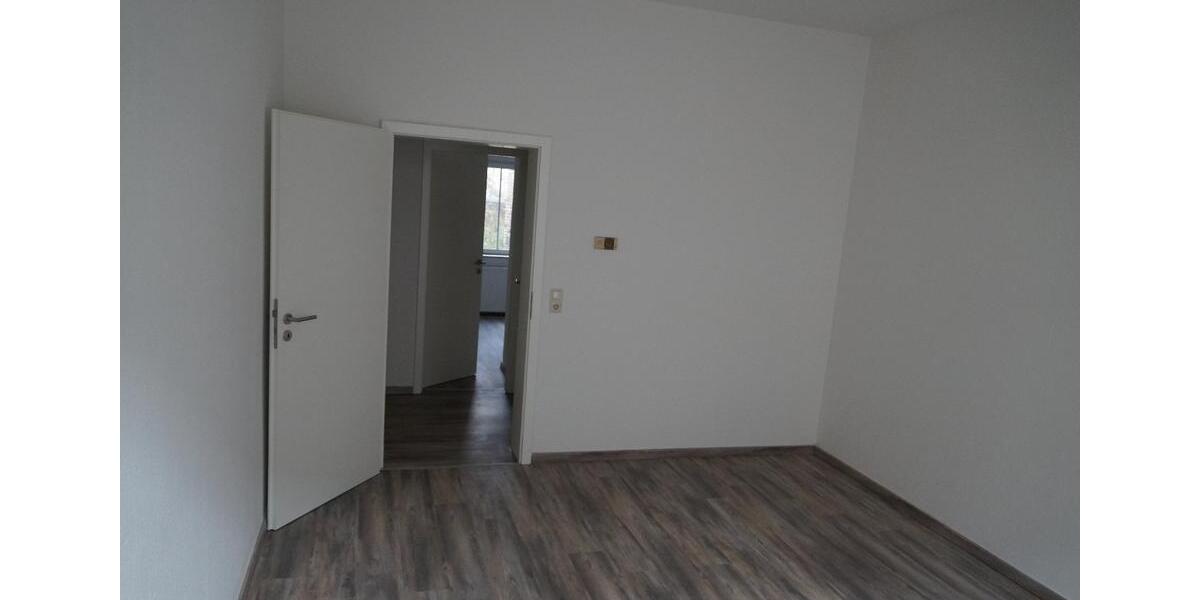 Etagenwohnung Halle (Saale) Damaschkestraße - 3 Zimmer, 59 m&sup2;, 500&euro; | Angebot:26573002