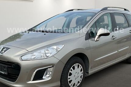Peugeot 308 120.609 km 2.599 &euro; Brehna 06796