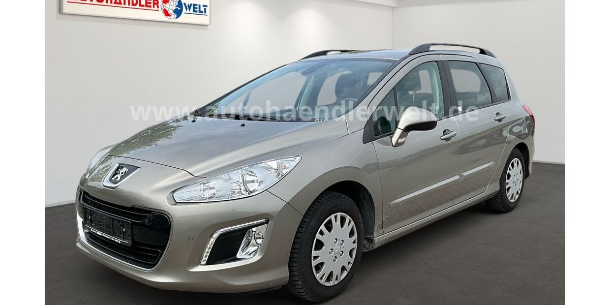Peugeot 308 120.609 km 2.599 &euro; Brehna 06796