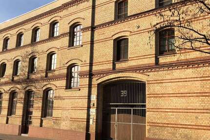 Wohnung Halle Südliche Innenstadt - 3 Zimmer, 70 m&sup2;, 575&euro; | Angebot:26943404