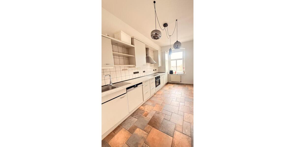 Etagenwohnung Halle (Saale) Am Wasserturm/Thaerviertel - 4 Zimmer, 110 m&sup2;, 305.000&euro; | Angebot:23553891