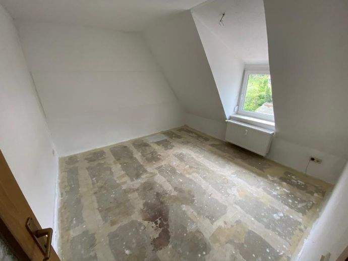 Etagenwohnung Könnern - 3 Zimmer, 69 m&sup2;, 345&euro; | Angebot:23949888