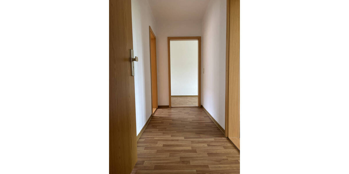Etagenwohnung Halle Lutherplatz - 2 Zimmer, 49 m&sup2;, 410&euro; | Angebot:26786730