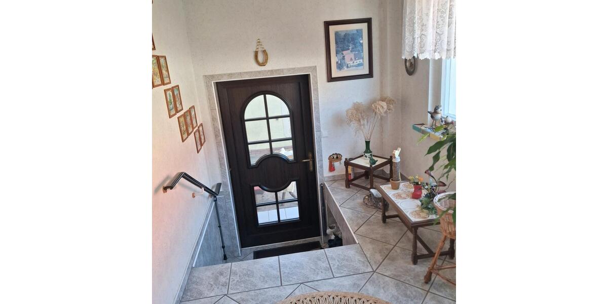 Doppelhaushälfte Farnstädt - 4 Zimmer, 114 m&sup2;, 165.000&euro; | Angebot:27096157