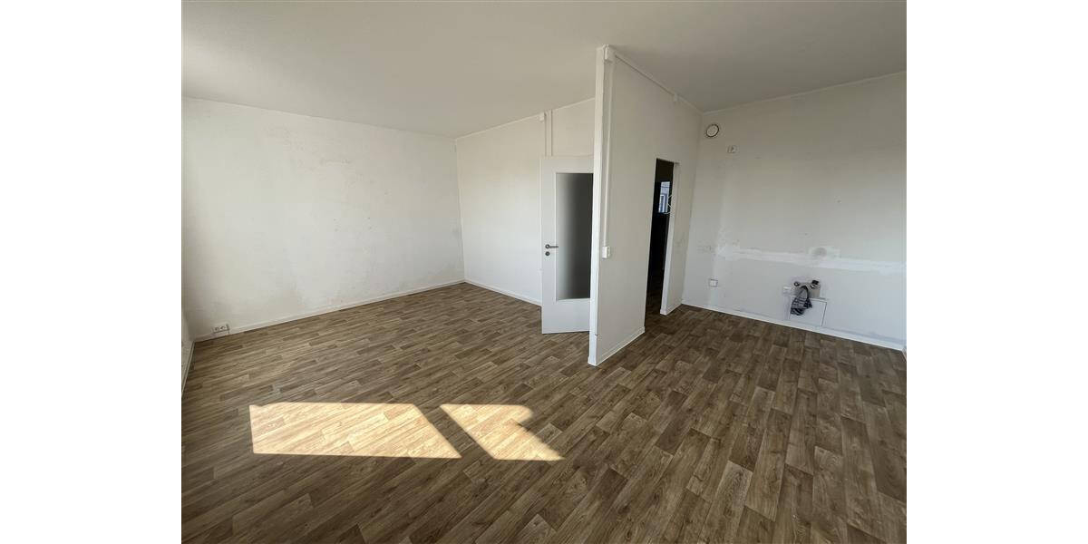 Etagenwohnung Halle (Saale) Westliche Neustadt - 3 Zimmer, 56 m&sup2;, 310&euro; | Angebot:26247635