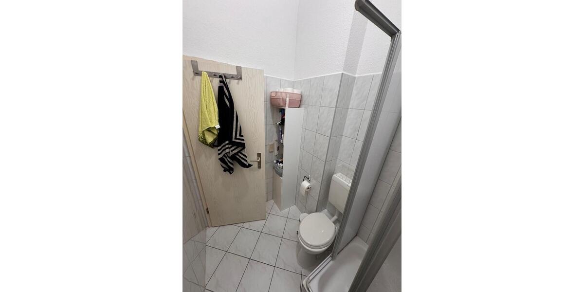 Etagenwohnung Halle (Saale) Dölau - 1 Zimmer, 37 m&sup2;, 410&euro; | Angebot:26341167