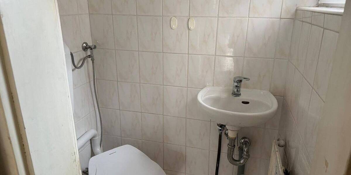 Reihenmittelhaus Halle Gesundbrunnen - 3 Zimmer, 95 m&sup2;, 195.000&euro; | Angebot:26572670