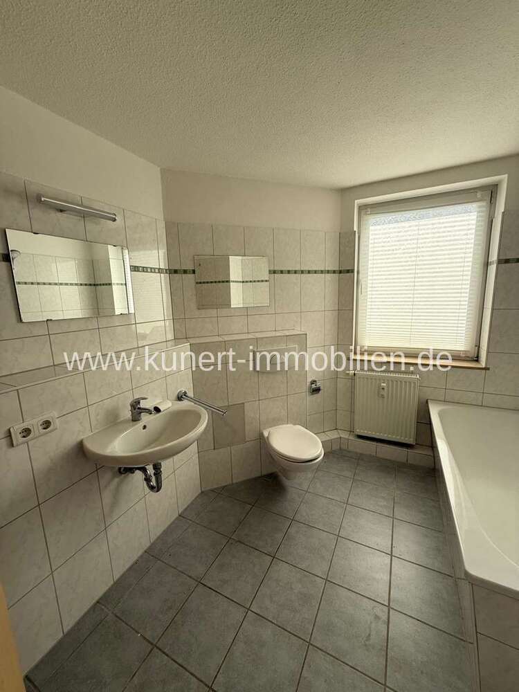 Wohnung zum Mieten in Halle 588,34 € 61.93 m²