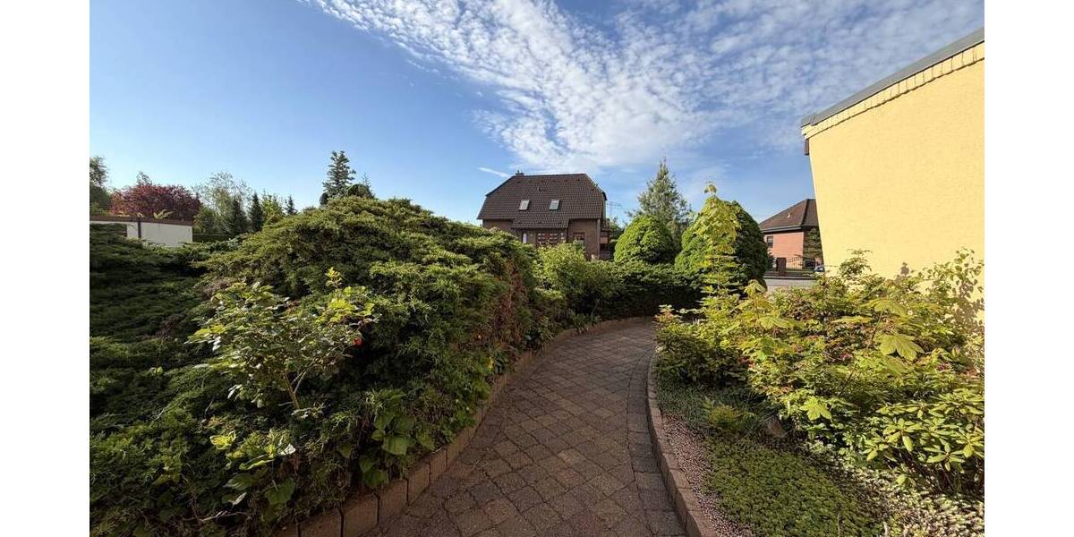 Doppelhaushälfte Bitterfeld-Wolfen Greppin - 4 Zimmer, 107 m&sup2;, 125.000&euro; | Angebot:26751001