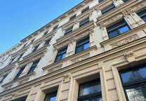 Wohnung zum Mieten in Halle 350 € 49.8 m²
