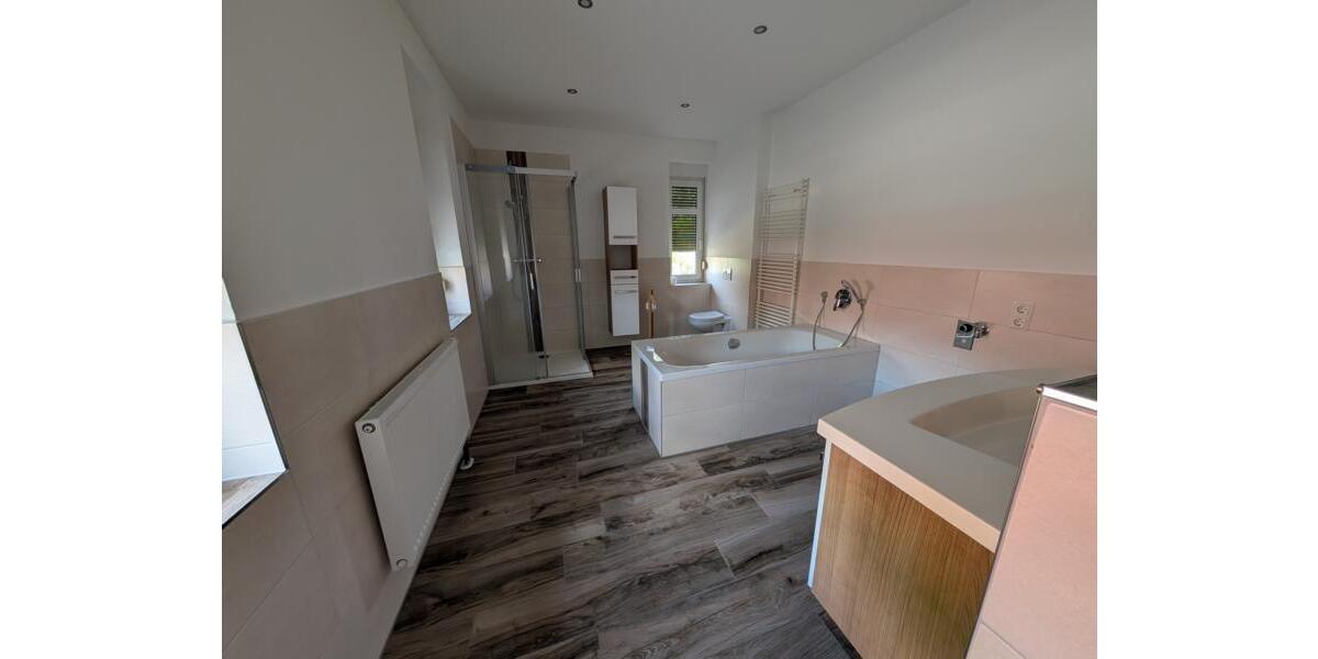 Etagenwohnung Seegebiet Mansfelder Land - 3 Zimmer, 95 m&sup2;, 760&euro; | Angebot:26453493