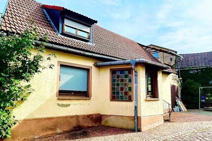 ***Provisionsfrei***Kleines Wohnhaus in Löbejün 3 zimmer