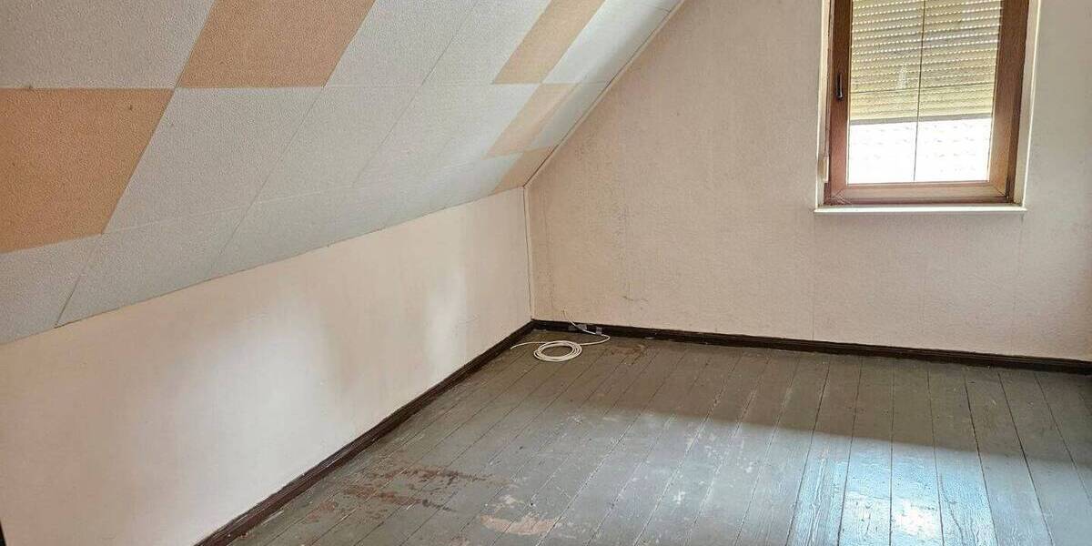 Einfamilienhaus Lutherstadt Eisleben - 4 Zimmer, 75 m&sup2;, 29.500&euro; | Angebot:24532063