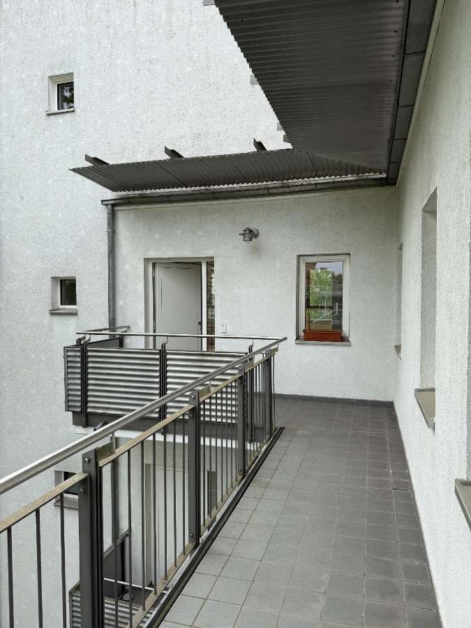 Wohnung zum Mieten in Halle 404,60 € 40.46 m²