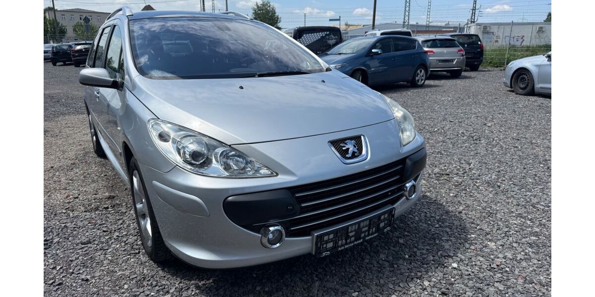 Peugeot 307 146.000 km 1.999 &euro; Halle 06132