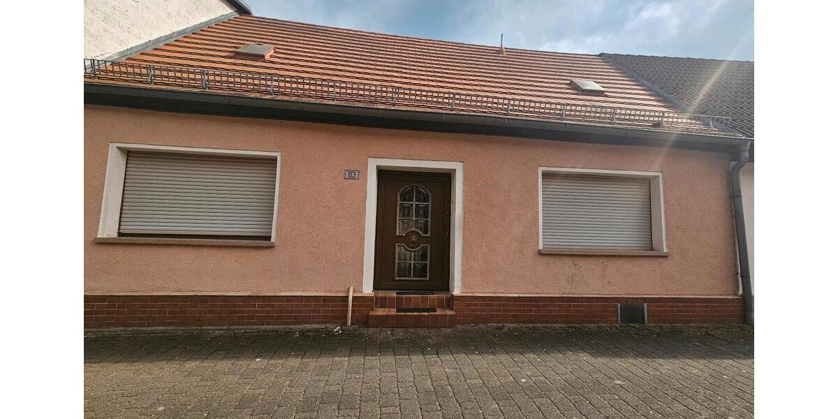 Reihenhaus Südliches Anhalt Pfaffendorf - 4 Zimmer, 85 m&sup2;, 66.000&euro; | Angebot:26196295