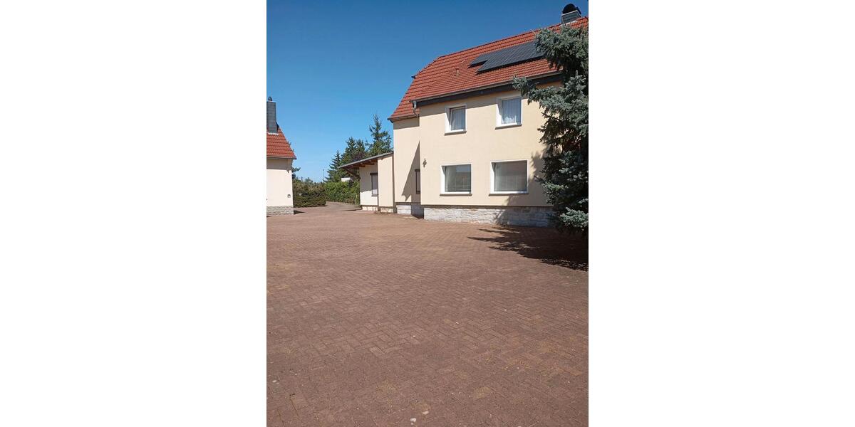 Einfamilienhaus Bad Dürrenberg - 7 Zimmer, 140 m&sup2;, 450.000&euro; | Angebot:27225181