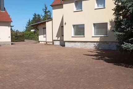 Haus Bad Dürrenberg - 7 Zimmer, 140 m&sup2;, 450.000&euro; | Angebot:27225181