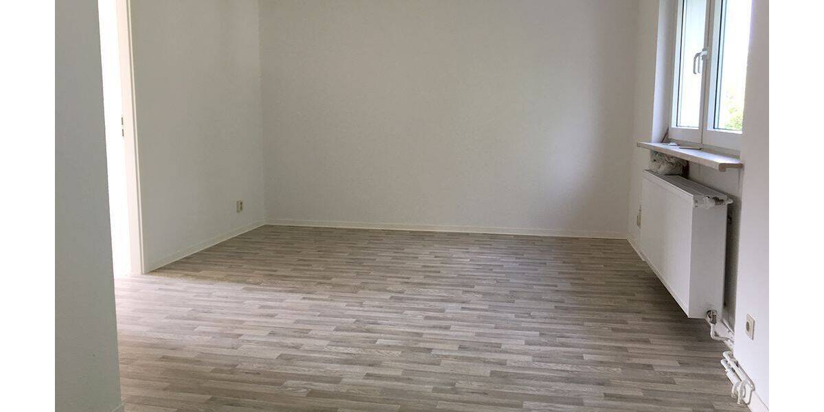 Etagenwohnung Bad Dürrenberg - 3 Zimmer, 54 m&sup2;, 355&euro; | Angebot:26819789