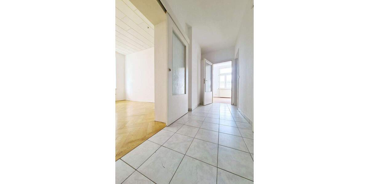 Etagenwohnung Köthen (Anhalt) Köthen - 3 Zimmer, 92 m&sup2;, 515&euro; | Angebot:26796216