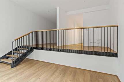 Einzelhandel in Halle 660 € 55 m² zimmer